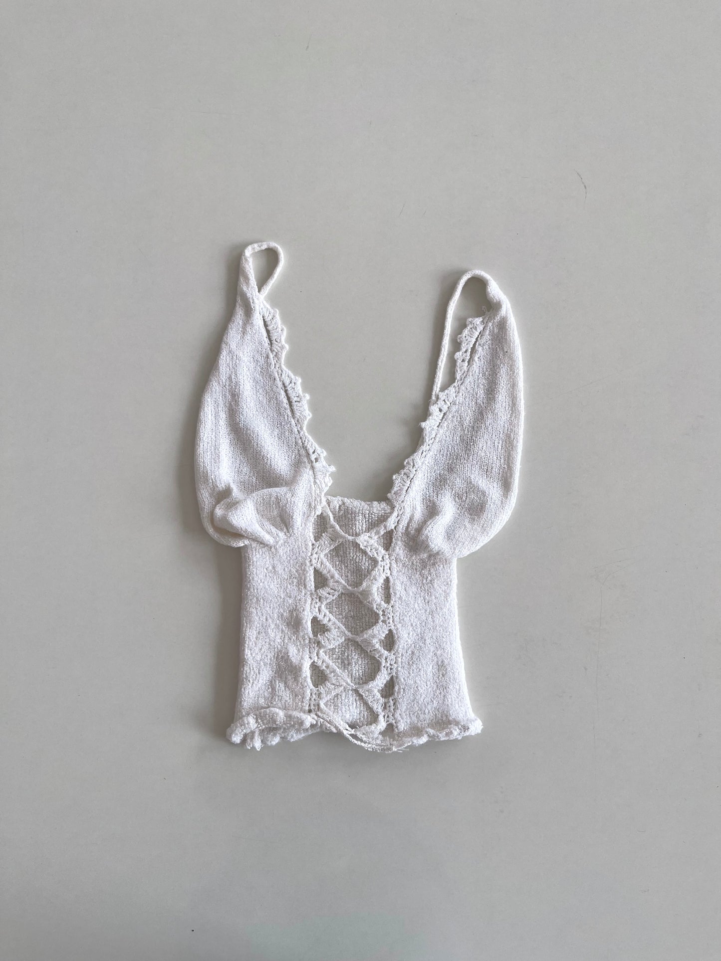 White Cutout Top-Bust 26 to 30