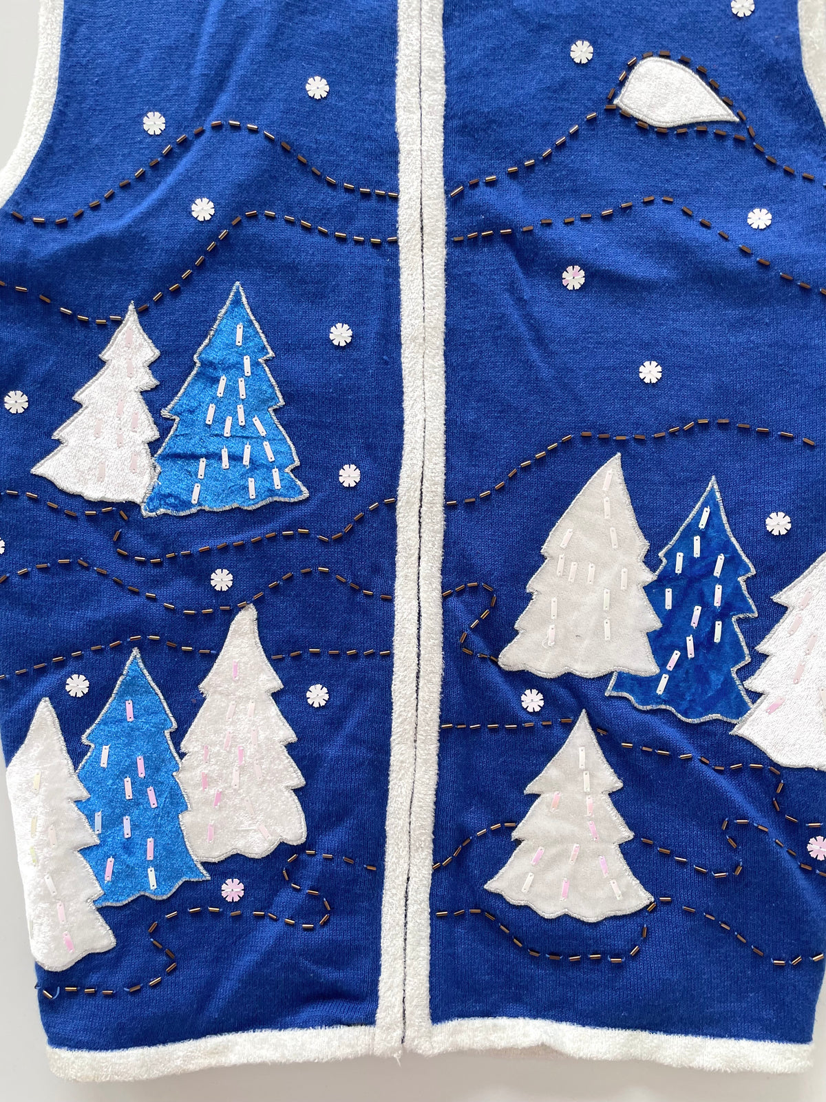 Mercer Street Studio Christmas Embroidered Vest Sweater-Bust 44