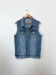 Denim Vest-Bust 42
