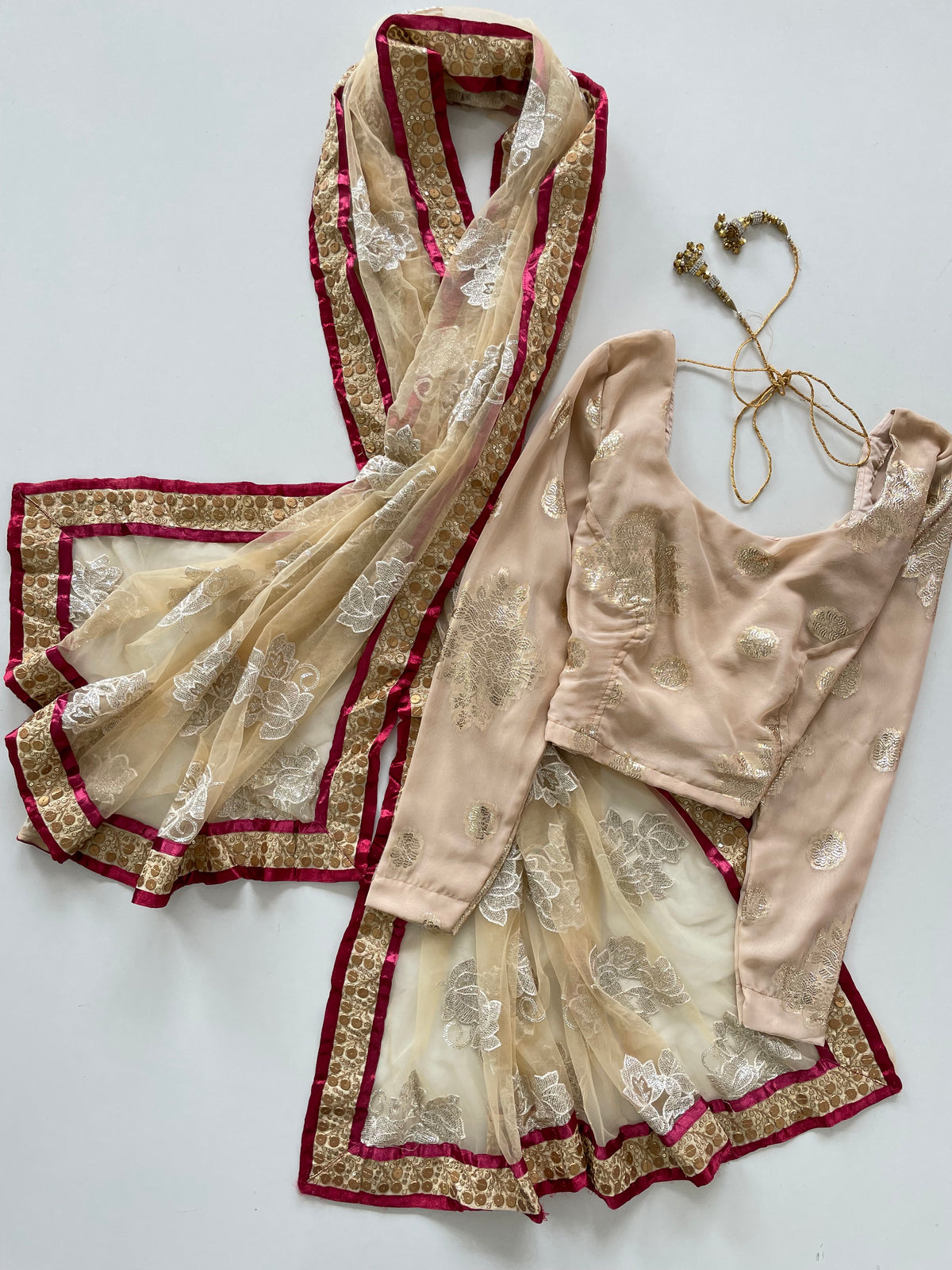 Embroidered Dupatta & Choli Set-Bust 40