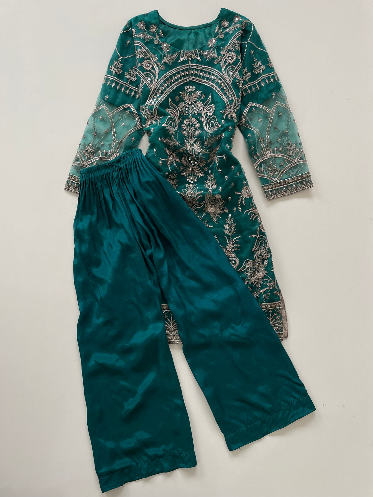 Embroidered Kurta & Plazo Set-Bust 40 Plazo-Waist 34 to 38