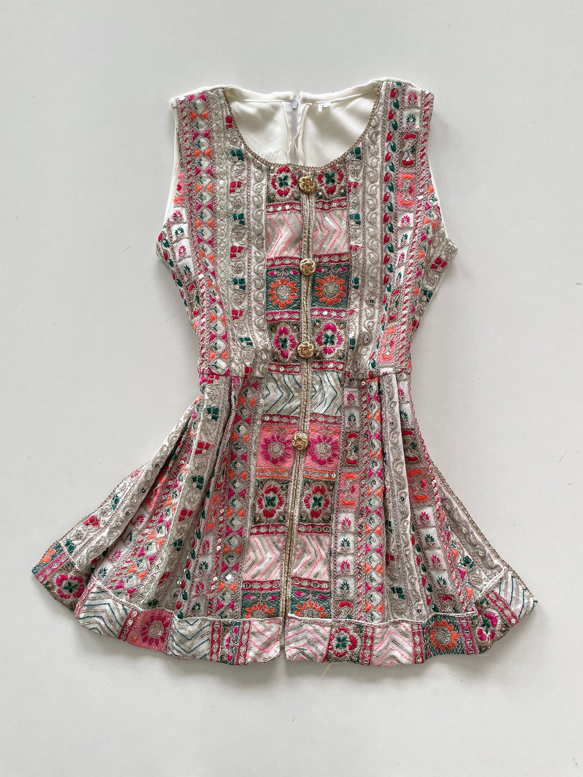 Embroidered Desi Kurta-Bust 30