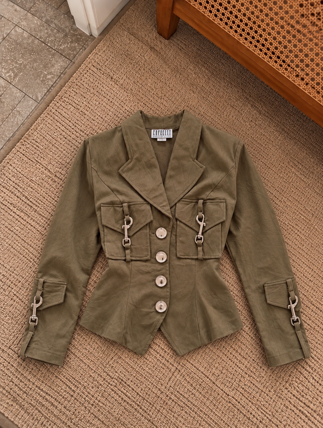 Coats & Jackets